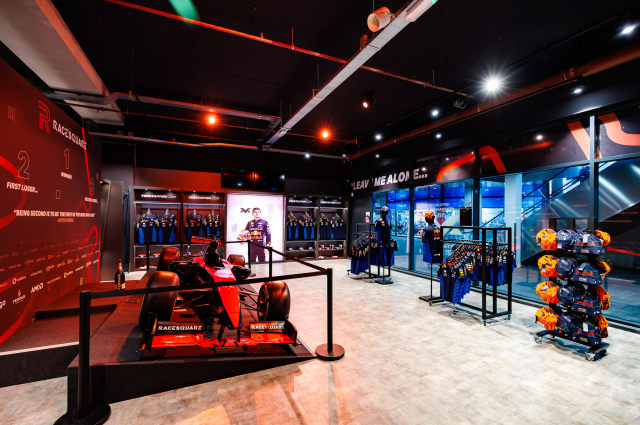 Race Shop Interior Design Custom Racing Simulators | Bespoke